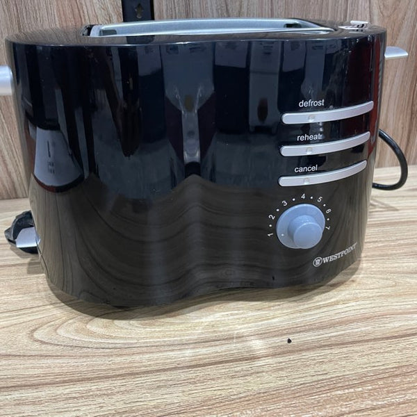 Upgrade your breakfast with the Westpoint Pop-up Toaster WF-2542. Featuring 2-slice capacity, automatic wide slots, browning control, and a cancel button, this toaster makes perfect toast every time. Easy to clean and safe to use, it's a must-have for any kitchen!